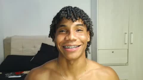 Snapshot of marcelo_dosantos77 chatting on June 6, 2026, 10:03 pm MARCELO online show from June 6, 2026, 10:03 pm