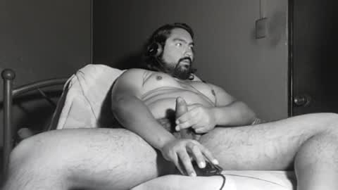Snapshot of marcelon95 chatting on April 6, 2026, 5:08 am marcelon95 online show from April 6, 2026, 5:08 am