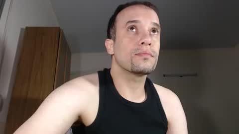 Snapshot of marcelsoltero chatting on February 20, 2025, 6:17 am marcnashio online show from February 20, 2025, 6:17 am