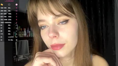 Alisa online show from September 24, 2025, 3:26 pm