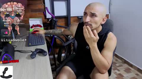 Marck  Independent model  online show from February 12, 2026, 2:28 am