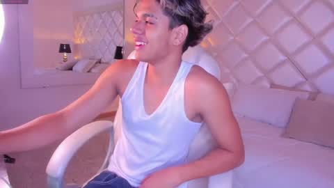 Snapshot of marco_deluxe chatting on May 23, 2026, 1:48 pm marco_deluxe online show from May 23, 2026, 1:48 pm