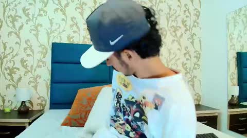 marcus_jeron online show from November 17, 2025, 8:36 pm