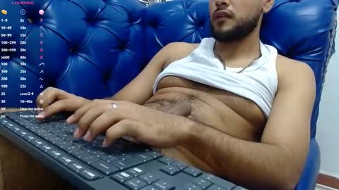 marcus_soler online show from November 4, 2025, 6:18 pm