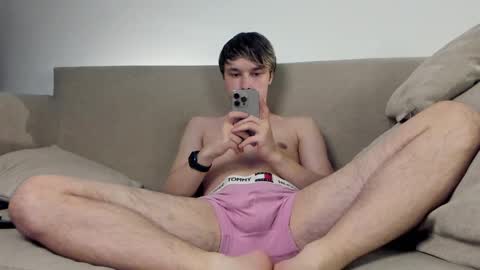Snapshot of marcussmit chatting on February 26, 2025, 8:44 pm Marcus online show from February 26, 2025, 8:44 pm