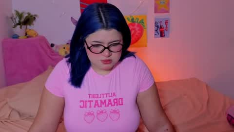 Snapshot of marcy_grey chatting on June 15, 2026, 6:37 am danna online show from June 15, 2026, 6:37 am