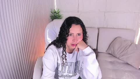 Marelyn online show from April 8, 2026, 11:32 am