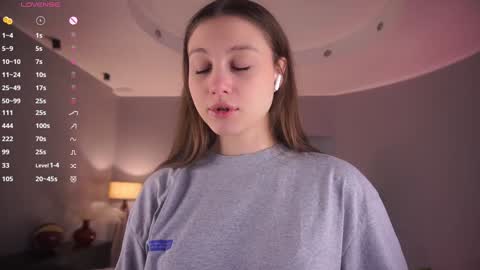 Snapshot of margarethowell chatting on February 7, 2026, 9:35 am Margaret online show from February 7, 2026, 9:35 am