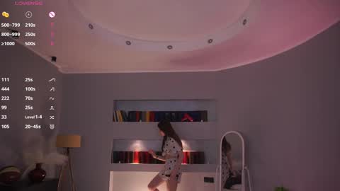 Snapshot of margarethowell chatting on February 9, 2026, 9:35 am Margaret online show from February 9, 2026, 9:35 am