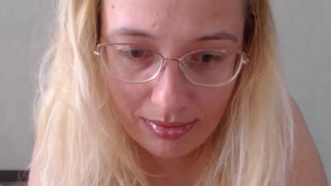 margo_shine online show from September 15, 2025, 12:05 pm