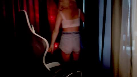 Snapshot of margoo_77 chatting on November 10, 2025, 3:49 am Margoo online show from November 10, 2025, 3:49 am