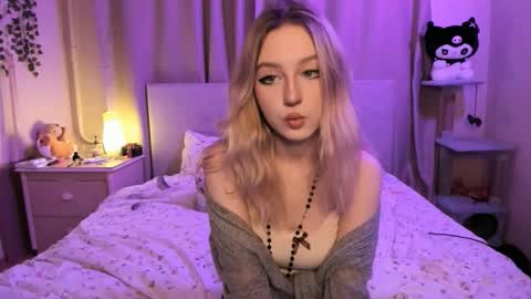 Snapshot of margorozentals chatting on September 9, 2025, 8:30 pm Margo online show from September 9, 2025, 8:30 pm