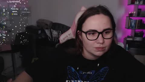 mari moore online show from October 31, 2025, 9:10 am