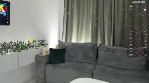 Snapshot of mari_nett chatting on December 16, 2024, 8:26 pm mari_nett online show from December 16, 2024, 8:26 pm