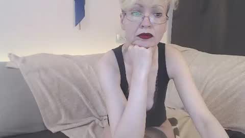 Mari online show from June 18, 2026, 3:16 pm