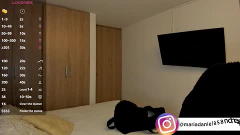 mariadanielasanchez online show from February 11, 2026, 10:15 pm