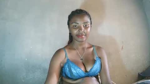 Snapshot of mariah586 chatting on February 2, 2026, 7:51 am Maria online show from February 2, 2026, 7:51 am