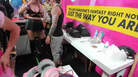 Snapshot of mariahpinkkitty chatting on January 19, 2025, 2:04 am Pinkkitty online show from January 19, 2025, 2:04 am