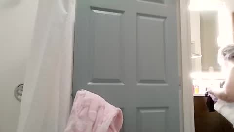 Mariah online show from September 30, 2025, 3:44 am