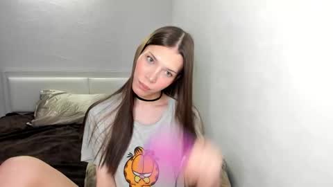 Mariam  online show from December 20, 2025, 12:12 pm