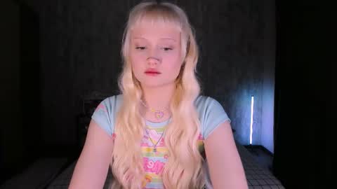 Maria online show from November 9, 2025, 1:42 pm