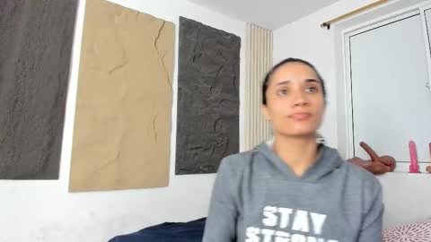 Snapshot of marian_rios chatting on February 4, 2026, 11:05 am Marian online show from February 4, 2026, 11:05 am