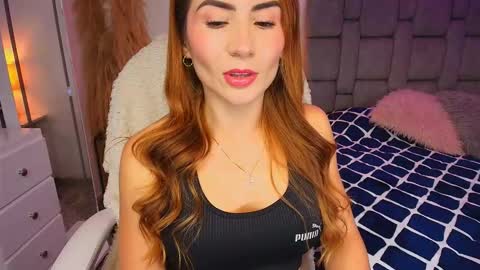 Mariana Gomez online show from December 3, 2025, 2:41 am