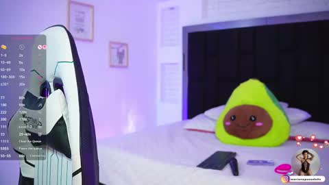 Mariana  online show from September 23, 2025, 7:06 pm