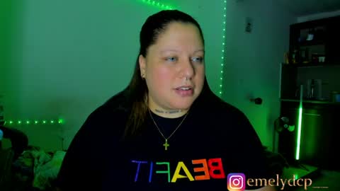 Snapshot of mariana_spellman chatting on June 15, 2026, 4:15 am Emely online show from June 15, 2026, 4:15 am