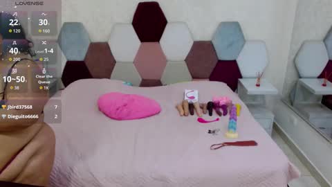 mariana online show from November 14, 2025, 6:50 pm