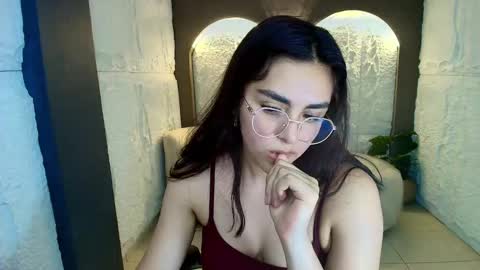 marianna_r_ online show from February 25, 2026, 7:45 pm