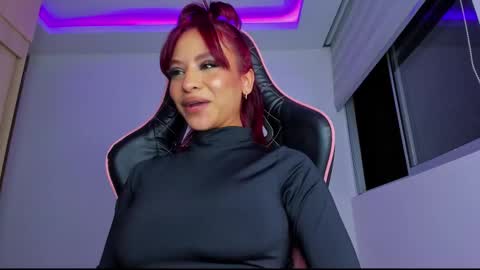 M A R I A N E online show from February 27, 2025, 7:44 am