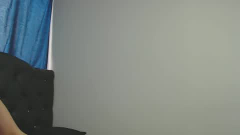 Snapshot of marianngell chatting on March 21, 2026, 10:13 pm Mariangel online show from March 21, 2026, 10:13 pm