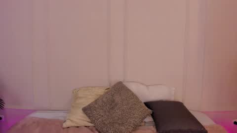 Maria Pettit online show from February 28, 2026, 12:06 pm