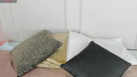 Maria Pettit online show from March 25, 2026, 11:05 am