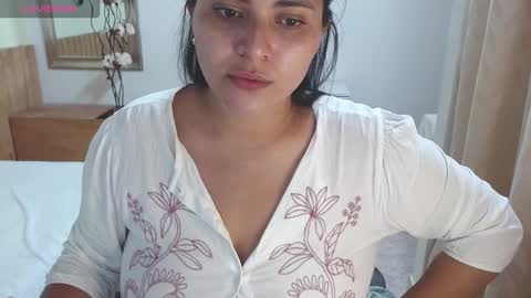 mariavex online show from November 30, 2025, 7:51 pm