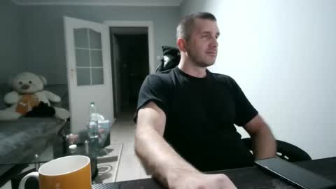 Snapshot of maribor5879 chatting on January 22, 2025, 4:33 pm maribor5879 online show from January 22, 2025, 4:33 pm