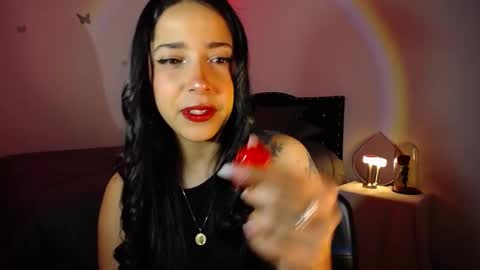 Nicolle online show from December 17, 2024, 4:12 am