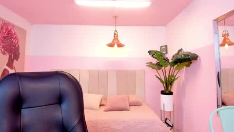 Snapshot of marie_harper chatting on December 20, 2024, 3:47 am Marie online show from December 20, 2024, 3:47 am