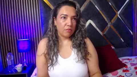 marie_hss online show from March 8, 2025, 12:30 pm
