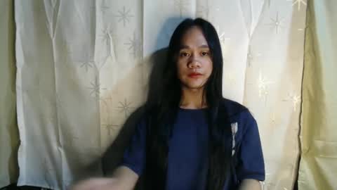 Snapshot of marie_lopez chatting on March 7, 2025, 3:39 pm yourdreamgirl  MARIE  online show from March 7, 2025, 3:39 pm