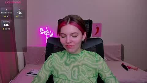 Marie 3 online show from May 12, 2026, 5:26 am