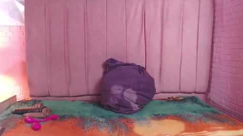 Snapshot of marielahorny303av chatting on February 2, 2026, 1:32 pm marielahorny303av online show from February 2, 2026, 1:32 pm