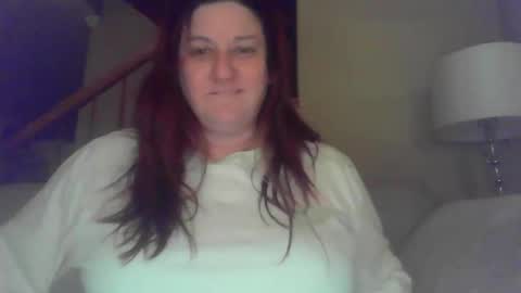 Snapshot of mariemasturbates chatting on December 17, 2025, 11:44 pm Marie online show from December 17, 2025, 11:44 pm