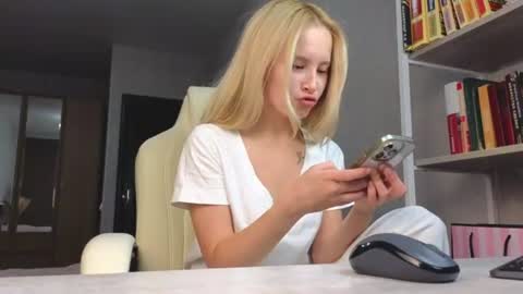 Snapshot of marietta__castro chatting on June 30, 2026, 4:08 pm Marietta online show from June 30, 2026, 4:08 pm