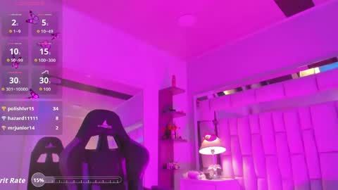 mariiahneedles online show from April 15, 2026, 12:12 pm