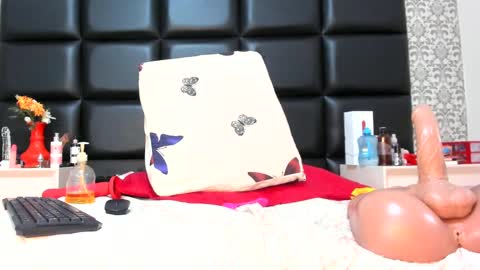 mariana online show from February 13, 2025, 3:56 pm