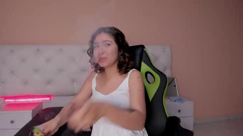mariie_tayy online show from December 22, 2024, 8:14 pm