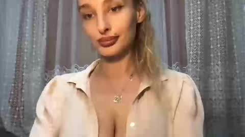 MarilynDevilish online show from December 29, 2024, 9:30 pm