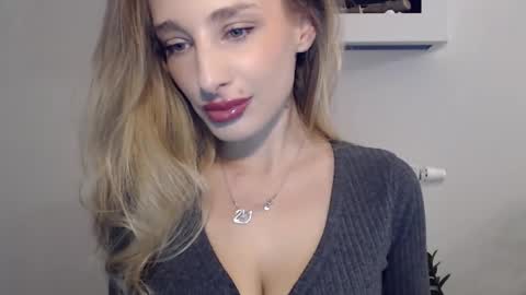 MarilynDevilish online show from January 12, 2025, 7:21 am